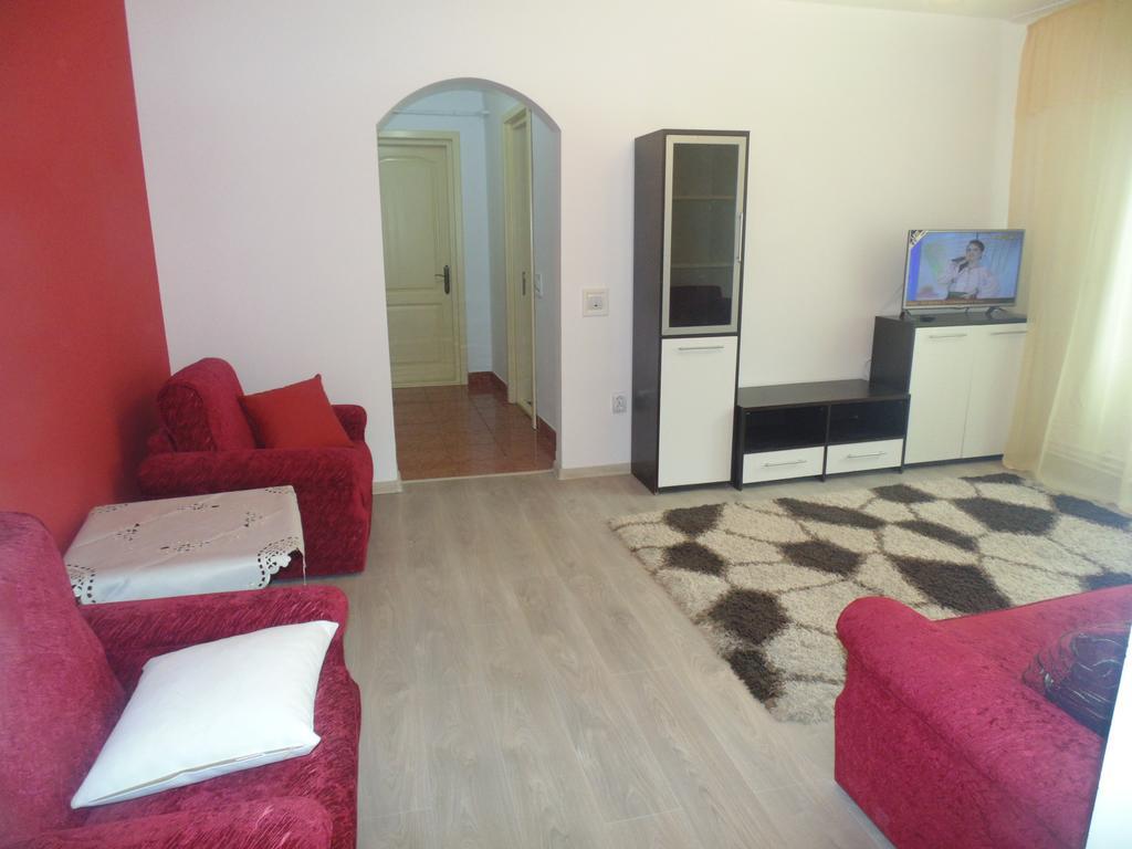Lary Apartament ซูชาวา ห้อง รูปภาพ